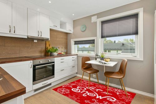 Area Rug, Let is Snow Christmas Rug, 2x3 Feet Rugs for Living Room Bedroom Kids Room Kids Room Nursery Classroom, Non-Slip Comrft Carpet Washable Rug in Wood and White Small Kitchen