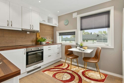 GLORY RUGS Area Rug Modern 4x6 Dark red Circles Geometry Soft Hand Carved Contemporary Floor Carpet Fluffy Texture for Indoor Living Dining Room and Bedroom Area in Wood and White Small Kitchen