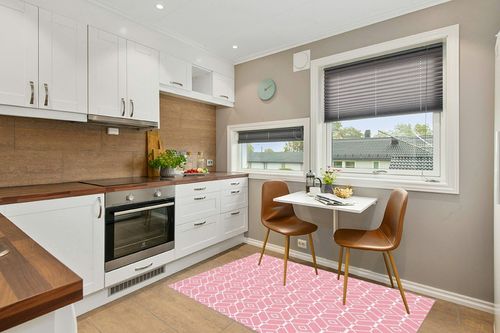 Geometric Area Rug 4' x 6', Durable Floor Carpet for Sofa Living Room Bedroom Entryway, Non-Shedding Play Mat for Kids Home Decor, Pink Modern Art Texture in Wood and White Small Kitchen