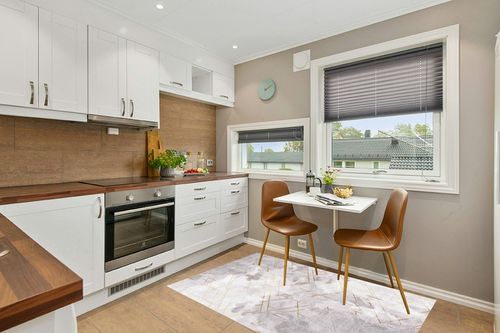 FINOREN Modern Minimalist Lines Area Rugs for Living Room,Bedroom,Kitchen,Entryway,Non Slip Backing,Non-Shedding,Soft Washable Rugs,Gray-White,4x6 Feet in Wood and White Small Kitchen