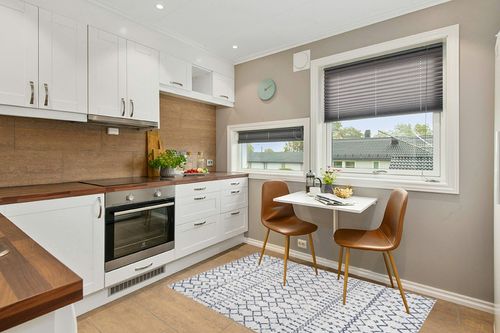 JONATHAN Y MOH101F-4 Moroccan Hype Boho Vintage Diamond Indoor Area-Rug Bohemian Easy-Cleaning Bedroom Kitchen Living Room Non Shedding, 4 X 6, Cream/Navy in Wood and White Small Kitchen