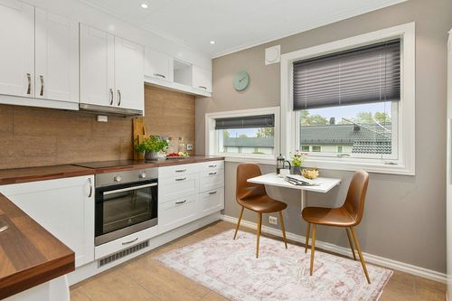 Kandos Distressed Faded Traditional Oriental Style Living Room Area Rug - Vintage Medallion Farmhouse Style - Bohemian Carpet - 3'11" x 5'7" in Wood and White Small Kitchen