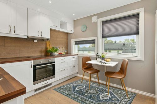 Rofee Living Boho Area Rug 4x6 Washable Olive Green and Blue Vintage Distressed Accent Floor Carpet for Living Room Bedroom in Wood and White Small Kitchen