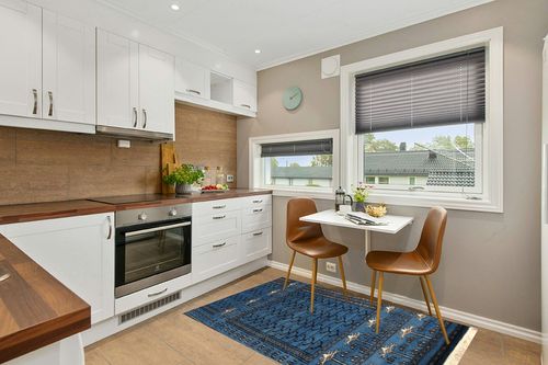 4x6 feet Handknotted Vintage Blue Wool Rug 120x180 cm Custom Area Blue Rug for Bedroom Oriental Rug, Classic Blue Rug for Livingroom in Wood and White Small Kitchen