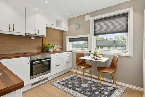 nuLOOM Mollie Machine Washable Traditional Border Area Rug, 4' x 6', Charcoal in Wood and White Small Kitchen