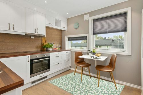 Unique Loom Outdoor Safari Collection Area Rug - Leopard (4' 1" x 6' 1" Rectangle, Green Blue/ Ivory) in Wood and White Small Kitchen