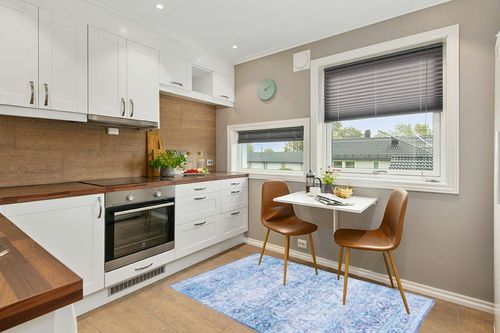 SAFAVIEH Tucson Collection Accent Rug - 4' x 6', Purple & Blue, Persian Design, Non-Shedding Machine Washable & Slip Resistant Ideal for High Traffic Areas in Entryway, Living Room, Bedroom (TSN185V) in Wood and White Small Kitchen