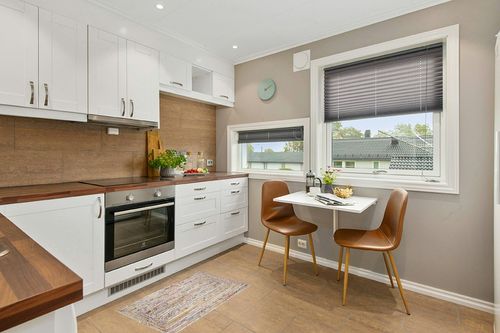 ‎Beige/Multi ‎Transitional ‎Braided ‎Living Room ‎Area Rug in Wood and White Small Kitchen