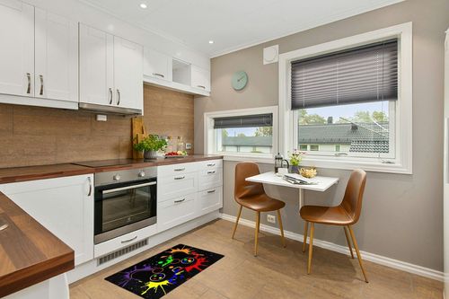 Gaming Area Rug Game Controller Gamepad Large Carpet Modern 3D Printed Area Rugs Non-Slip Floor Mat for Boys Girls Living Bedroom Playroom Home Decor 24x36inch in Wood and White Small Kitchen