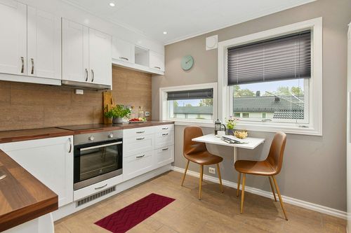 Indoor Doormat,Front Back Door Mat Rubber Backing Non Slip Door Mats 20”x31.5”Absorbent Resist Dirt Entrance Doormat Inside Floor Mats Area Rug for Entryway Machine Washable Low-Profile(Red) in Wood and White Small Kitchen