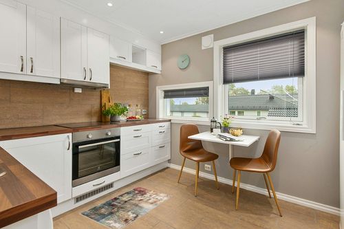 Lahome Modern Abstract Area Rug - 2x3 Washable Small Entryway Rug Kitchen Sink Mat Contemporary Faux Wool Non-Slip Soft Floor Indoor Carpet for Front Door Kitchen Bathroom Pet RV,Red/Multi in Wood and White Small Kitchen