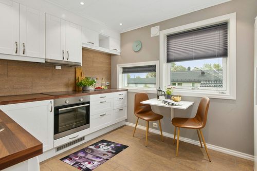 Anime Area Rugs Anime Characters Carpet 3D Print Cartoon Anti-Slip Rug for Bedroom Living Room Home Decor Gifts to Friends for Halloween and Christmas 2' x 3' in Wood and White Small Kitchen