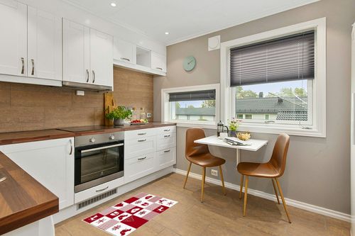 Area Rug, Reindeer Christmas Rug, 2x3 Feet Rugs for Living Room Bedroom Kids Room Kids Room Nursery Classroom, Non-Slip Comrft Carpet Washable Rug in Wood and White Small Kitchen