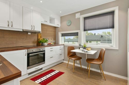 Area Rug, Red Buffalo Plaid Winter Snowflake Xmas Tree Merry Christmas Area Rug, Living Room Rugs, Area Rugs for Bedroom Decor&Living Room Decor, Carpet 2x3ft Bedroom Rug, Rugs for Living Room in Wood and White Small Kitchen