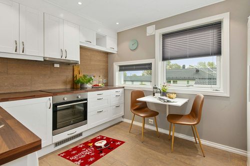 2' x 3' Area Rug, Merry Christmas Non-Skid Rubber Backing Large Rectangle Rugs - Living Room Bedroom Home Office Red Santa Snowflake Xmas Small Bell Indoor Floor Mat Carpets in Wood and White Small Kitchen