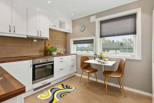 Shag Door Mats Bath Rugs Ginger Grey White Black Swirling,Soft Fluffy Doormats Non Slip Carpet Ombre Abstract Lines Art,Shaggy Fuzzy Area Throw Rug for Kitchen/Bathroom/Bedroom/Living Room 20x31.5In in Wood and White Small Kitchen