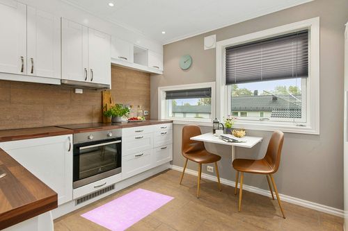 Pink Unicorn Bathroom Rugs Fluffy Absorbent Bath Mat Machine Washable Soft Microfiber Shaggy Kitchen Mat Non Slip Carpet Runner for Doorway Porch Kitchen Bathroom Farmhouse in Wood and White Small Kitchen