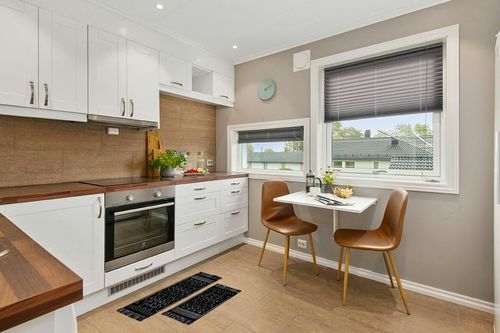 Cedilis 2 Pack Boho Bath Mat, Cotton Woven Throw Rug with Small Tassel, Geometric Patterned Kitchen Bathroom Rug, Washable Hallway Floor Carpet, Black & White, 2 ft x 3 ft & 2 ft x 4.3 ft in Wood and White Small Kitchen