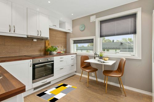 Area Rug, White Yellow Color Block Geometric Rug, 2x3 Feet Rugs for Living Room Bedroom Kids Room Kids Room Nursery Classroom, Non-Slip Comrft Carpet Washable Rug in Wood and White Small Kitchen