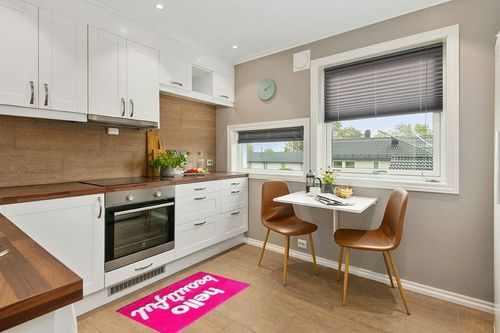 Evovee Hello Beautiful Bath Mat Hot Pink Peach Coral Magenta Cute Bathroom Rugs for Girls You Look Good Gorgeous Funny Shower Fun Bathroom Decor Non-Slip Washable Kids Women Dark Pink in Wood and White Small Kitchen