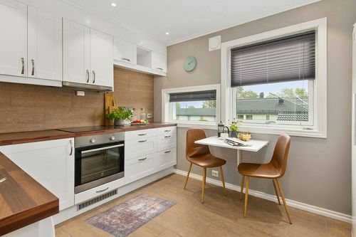 Adiva Rugs Machine Washable Area Rug with Non Slip Backing for Living Room, Bedroom, Bathroom, Kitchen, Printed Vintage Home Decor, Floor Decoration Carpet Mat (Multi/RED, 2' x 3') in Wood and White Small Kitchen