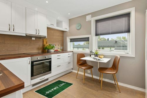 Add a Pop of Green to Your Home with Our Soft & Non-Slip Wet Grass Rug - Perfect for Bedroom, Bathroom, and More! (24x35in) in Wood and White Small Kitchen