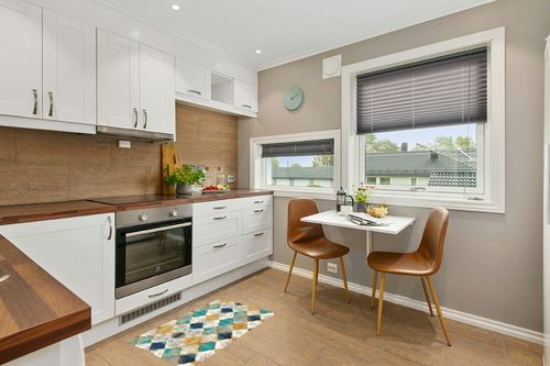 FINOREN Artistic Abstract Area Rug.Lattice-Lake Blue,2x3 Feet,Suitable for Bedroom,Living Room,Apartment,Machine Washable Non-Slip Soft Modern Interior Rug,Smudge-Proof,Non-Shedding. in Wood and White Small Kitchen