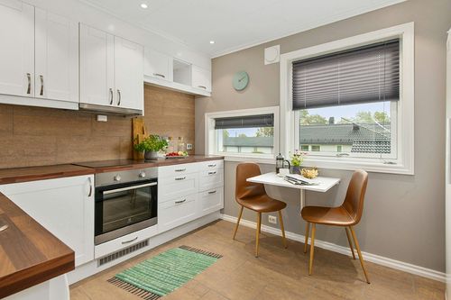 Asraie Eco Friendly Hand Woven & Reversible Cotton Chindi Rag Rug 100% Recycled Cotton Area Rug for Living Room Kitchen Entryway 2x3' (Green) in Wood and White Small Kitchen