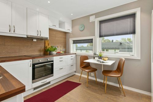 Sweet Home Stores SH Collection Solid Rubberback Indoor Runner Rug, 20" x 59", Red in Wood and White Small Kitchen