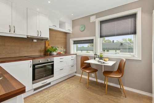 Natural Contemporary Reversible Living Room Area Rug in Wood and White Small Kitchen