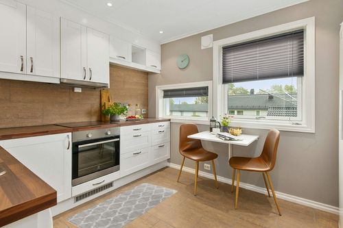 Grey Moroccan Non Slip Laundry Room, Bathroom, Kitchen, Bedroom Area Rug in Wood and White Small Kitchen