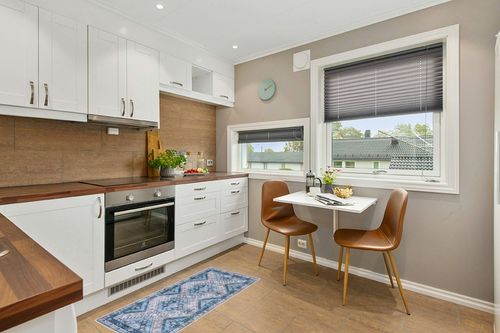 Beeiva Tribal Hallway Runner Rug, 2x4 Blue Kitchen Runner Rugs Non Skid Washable, Vintage Distressed Non-Shedding Laundry Room Rug Machine Washable Rug for Entryway Bedroom Kitchen in Wood and White Small Kitchen