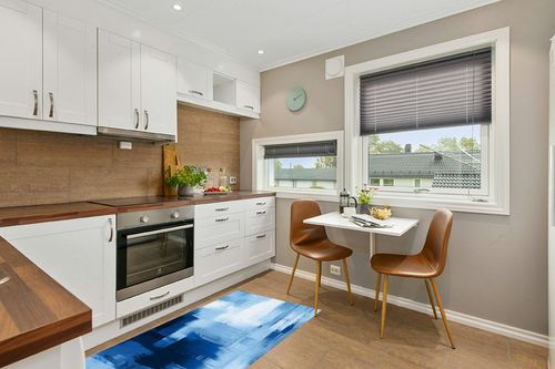 Large Area Rug, Blue Non-Slip Indoor Accent Area Carpet, Modern Geometric Blue White Oil Painting Abstract Art Fluffy Shaggy Runner Rug for Living Room, Bedroom, Kids Room, 2'7"x 5" in Wood and White Small Kitchen