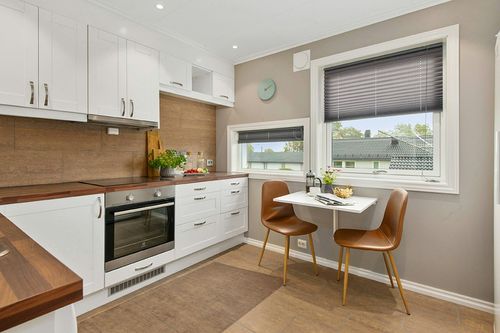 Rugshop Contemporary Distressed Stripe Stain Resistant Flat Weave Eco Friendly Premium Recycled Machine Washable Area Rug 3'3"x5' Beige in Wood and White Small Kitchen