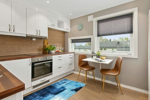 Lahome Modern Washable Living Room Rug - 3x5 Area Rugs for Bedroom Throw Non-Slip Thin Kitchen Rug Blue Abstract Print Office Rug Lightweight Soft Indoor Capet for Entryway Laundry Room Dining Room in Wood and White Small Kitchen