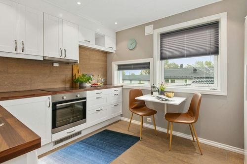 Lahome Modern Ombre Washable Rug - 3 x 5 Area Rugs for Living Room Ultra-Thin Contemporary Blue Rug for Entryway Non-Shedding Colorful Gradient Accent Carpet for Girls Bedroom Kitchen in Wood and White Small Kitchen