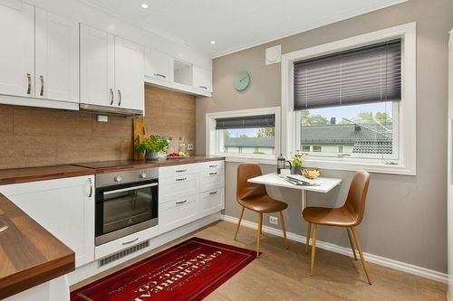 Area Rug, Merry Christmas Gingerbread Baking Co on Red Rustic Wooden Plank Area Rug, Living Room Rugs, Area Rugs for Bedroom Decor&Living Room Decor, Carpet 3x5ft Bedroom Rug, Rugs for Living Room in Wood and White Small Kitchen