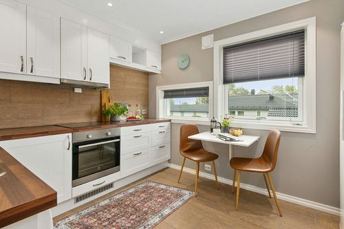 befbee 3x5 Rug-Anti-Slip Backing Area Rugs for Living Room,Stain Resistant Small Rugs for entryway, Foldable Vintage Home Decor Washable Area Rug (Brick Red,3'x5') in Wood and White Small Kitchen