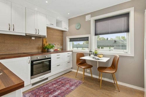 Safavieh Tucson Collection Accent Rug - 3' x 5', Red & Beige, Persian Design, Non-Shedding Machine Washable & Slip Resistant Ideal for High Traffic Areas in Entryway, Living Room, Bedroom (TSN174Q) in Wood and White Small Kitchen