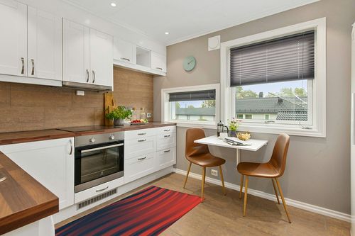 OKCELL 3' x 5' Red Abstract Texture Stripe Super Soft Area Rug for Kids Baby Nursery, Carpets for Entryway Laundry Living Room, Fuzzy Rugs for Nursery in Wood and White Small Kitchen