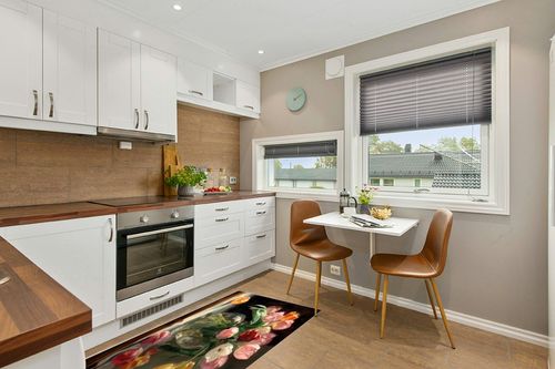 Rectangular Area Rug for Living Room, Bedroom, Spring Floral Non-Slip Residential Carpet, Kitchen Rugs, Watercolor Pink Yellow Oil Painting Flower Floor Mat with Rubber Backing 2'7" x 5' in Wood and White Small Kitchen