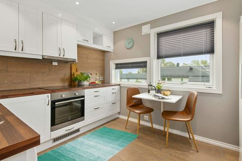 Wonnitar Modern Ombre 3x5 Area Rug,Green Washable Bedroom Rug,Non-Slip Abstract Soft Nursery Throw Mat,Contemporary Stain Resistant Gradient Entry Soft Carpet for Bathroom Dorm Office in Wood and White Small Kitchen