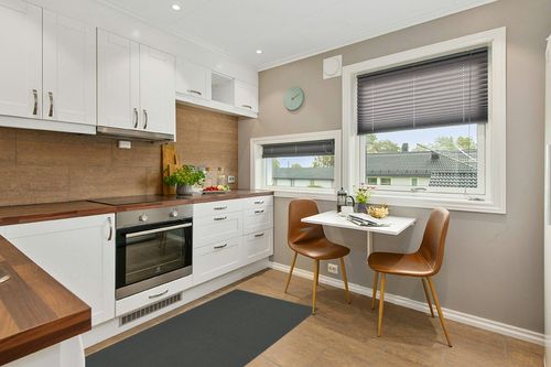 Garland Rug Town Square 3-Feet by 5-Feet Area Rug Cinder Gray in Wood and White Small Kitchen