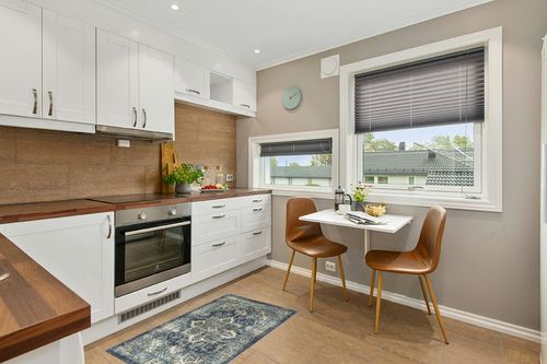 Maples Rugs Ava Traditional Tapestry Kitchen Rug in Wood and White Small Kitchen