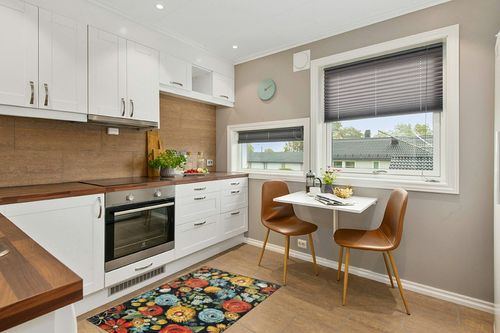 Mohawk Home Machine Washable Kitchen Mat, Chalkboard Flowers Black (2'6" x 4'2") in Wood and White Small Kitchen