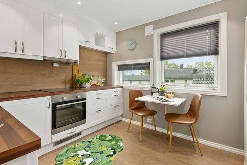 ZYFAB 3D Stereo Moss Rug for Living Room Soft Non Slip Green Moss Carpet Bedroom Bedside Floor Mat Modern Doormat Shaggy Rugs Home Decor,A,100 * 106CM in Wood and White Small Kitchen