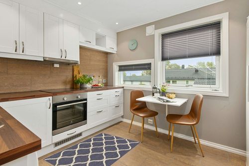 Maples Rugs Rebecca Contemporary Kitchen Rugs Non Skid Accent Area Carpet [Made in USA], 2'6" x 3'10", Indigo Blue in Wood and White Small Kitchen