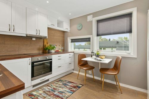 Brumlow Mills Rustic Abstract Bohemian Contemporary Colorful Print Pattern Area Rug for Living Room Decor, Dining, Kitchen , Bedroom or Entryway, 30" x 46", Earthtones in Wood and White Small Kitchen