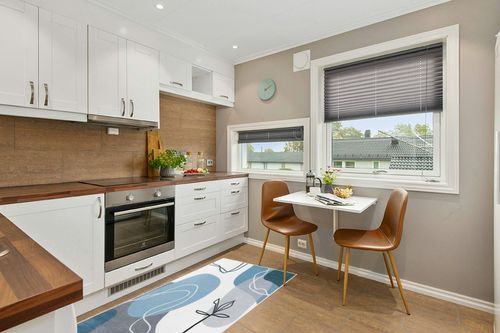 Wonnitar Mid Century Area Rugs 4x6,Boho Washable Entryway Rug,Minimalist Modern Art Blue Large Rugs for Bedroom,Non-Slip Soft Living Room Throw Mat Carpet for Apartment Kitchen Home Office in Wood and White Small Kitchen