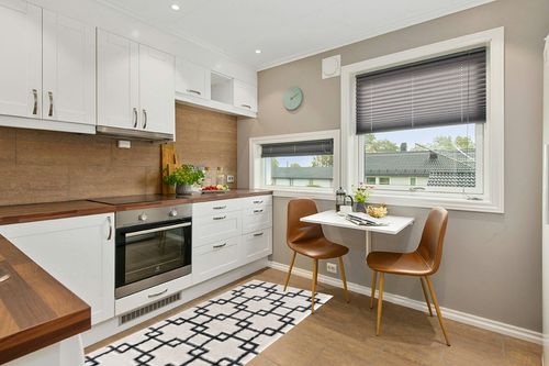 United Weavers Celestial Dadrail Contemporary Geometric Runner Rug, White, 2'7 ... in Wood and White Small Kitchen